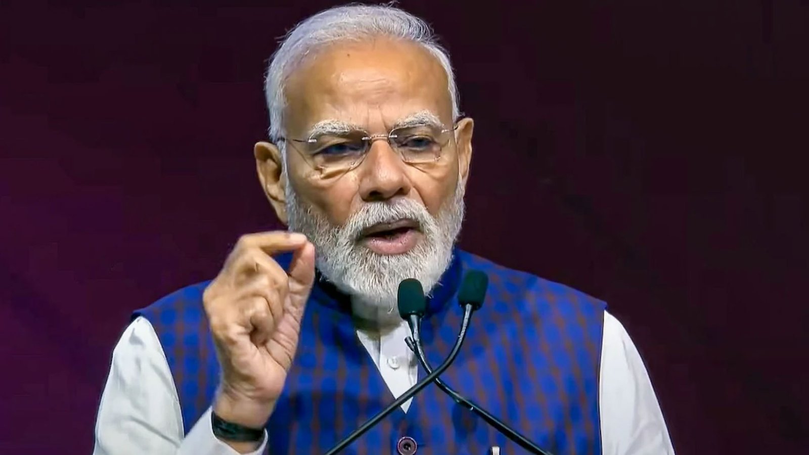 இன்றிரவு 8:30 மணிக்கு பிரதமர் மோடி உரை!" - தொகுதி மறுவரையறை மசோதா தோல்வியால் பரபரப்பு.