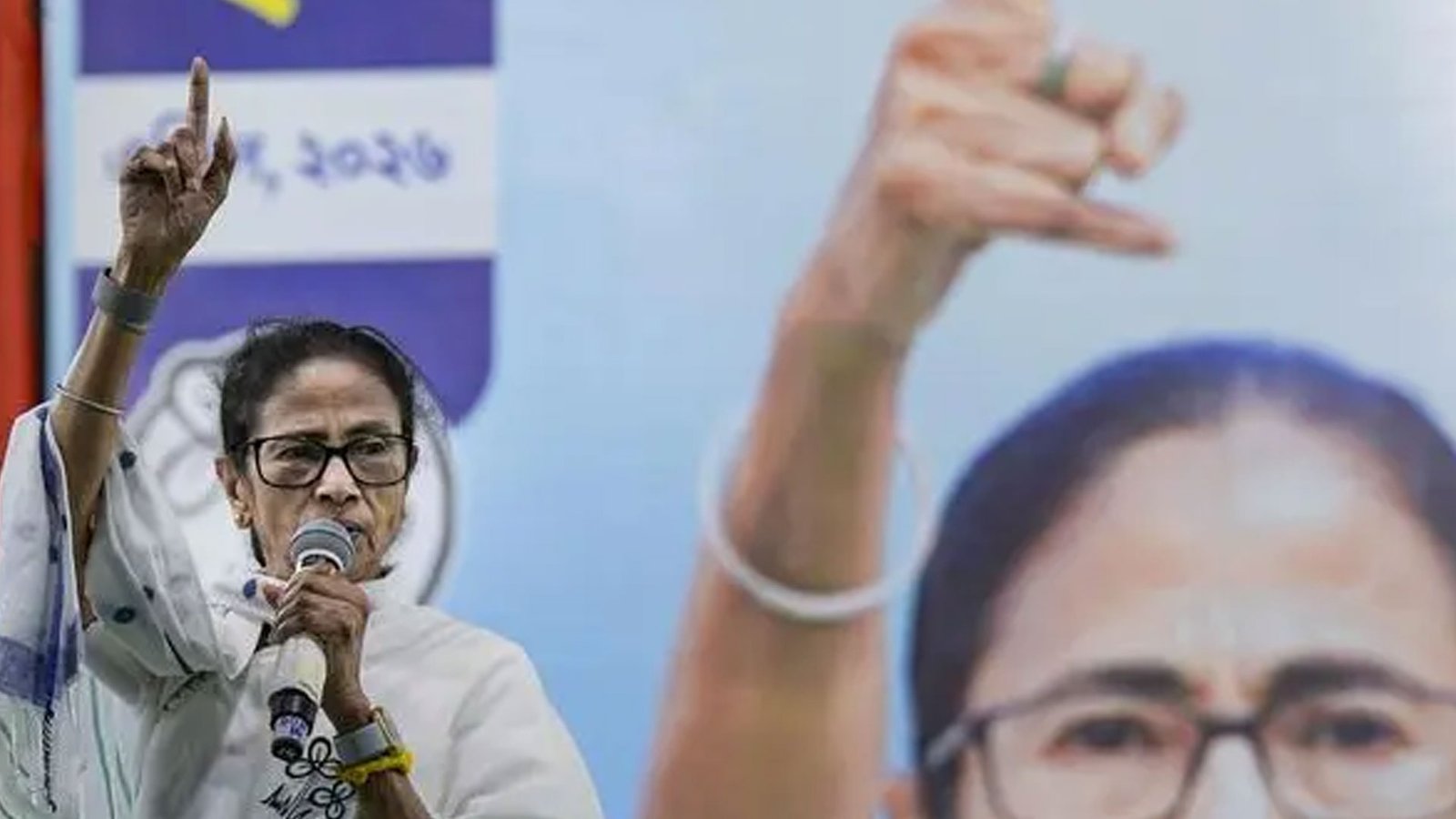 "அடுத்த டார்கெட் டெல்லி!" - வங்கத்து வெற்றியைத் தொடர்ந்து தேசிய அரசியலில் களமிறங்கும் மம்தா பானர்ஜி: அதிரடி முழக்கம்!