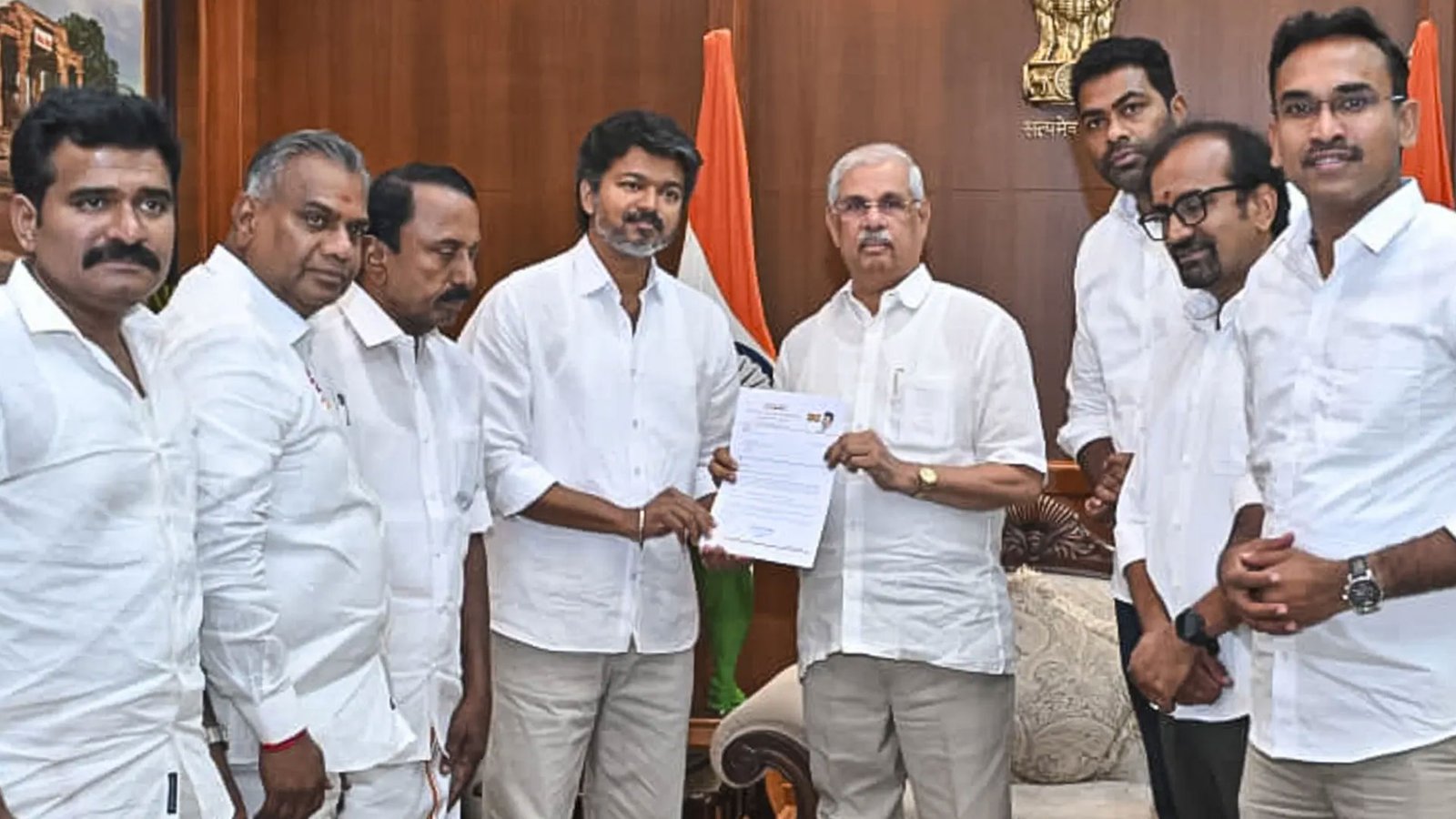 அம்பலமானது உண்மை! விஜய்க்கு ஆதரவு தந்தது உறுதி: வீடியோவை வெளியிட்டு அமமுக-வை அதிரவைத்த தவெக! இடதுசாரிகளின் நிபந்தனையை மீறுகிறாரா விஜய்?