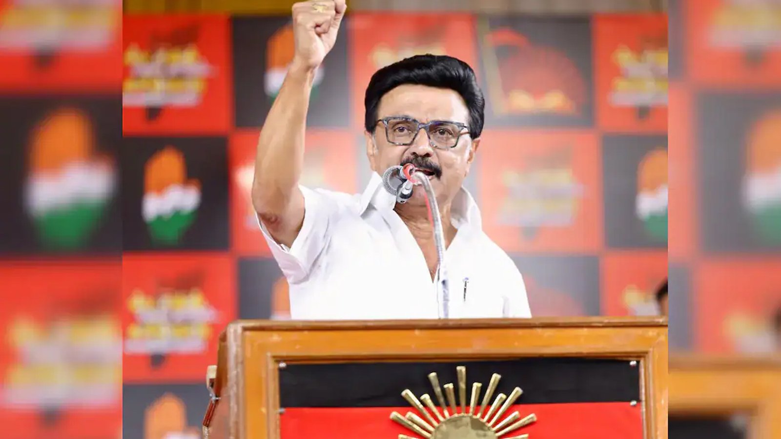 க்ளீன் பாலிடிக்ஸ்னு சொல்லி வந்துட்டு டர்ட்டி பாலிடிக்ஸ் பண்றாங்க!" - தவெக அரசை மிகக் கடுமையாகச் சாடிய மு.க.ஸ்டாலின்!