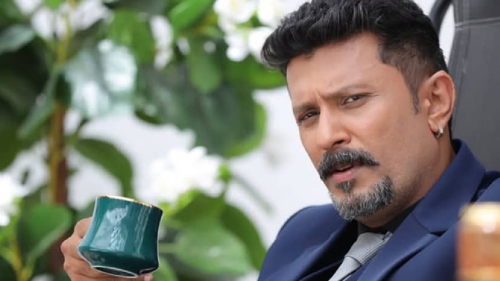 அதிர்ச்சி! பிரபல கன்னட நடிகர் திலீப்ராஜ் மாரடைப்பால் காலமானார் - திரையுலகினர் சோகம்