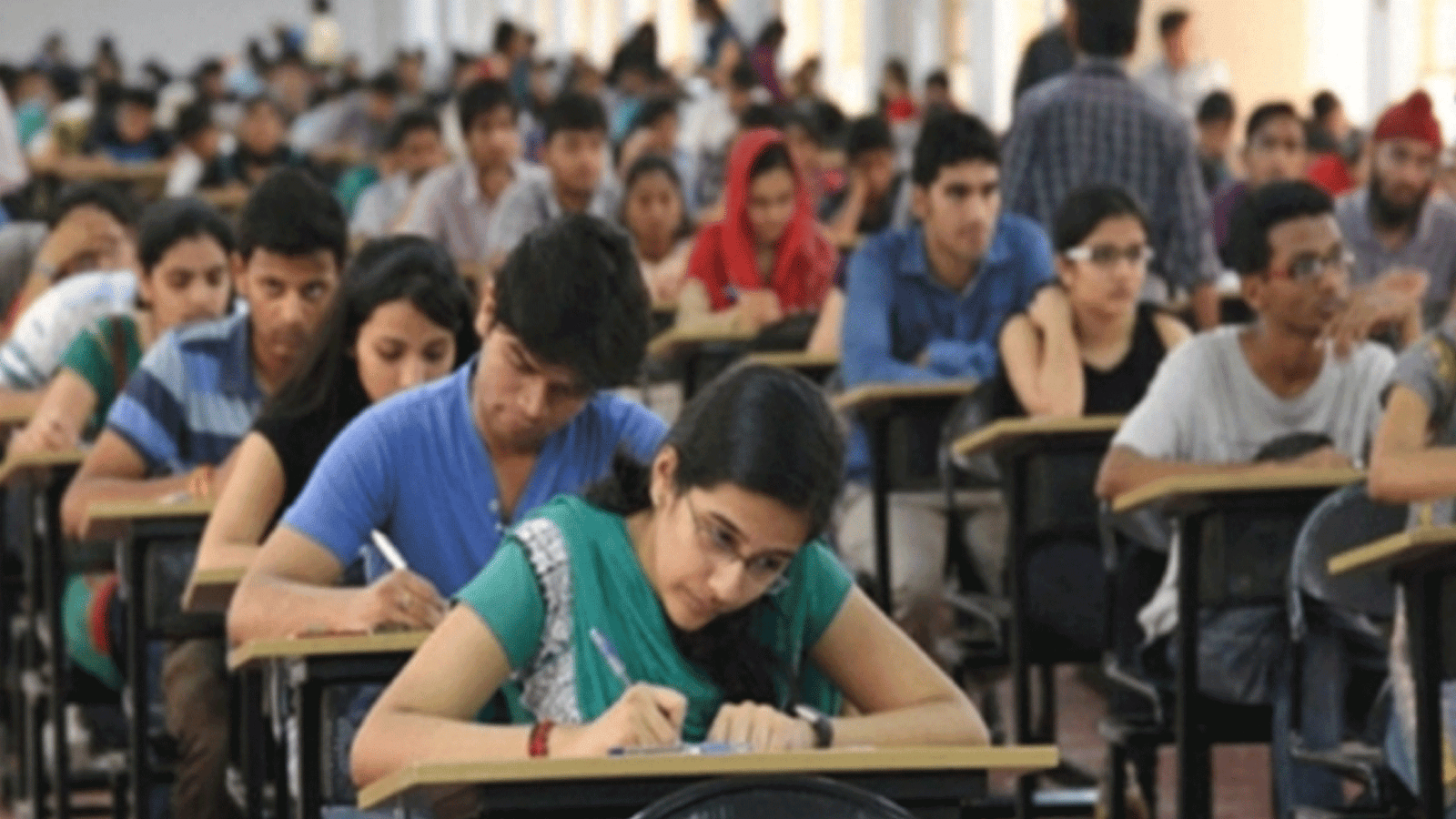 NEET மறு தேர்வு எழுதும் மாணவர்கள் கவனத்திற்கு! தேர்வு மையங்களை மாற்ற NTA அதிரடி வாய்ப்பு!