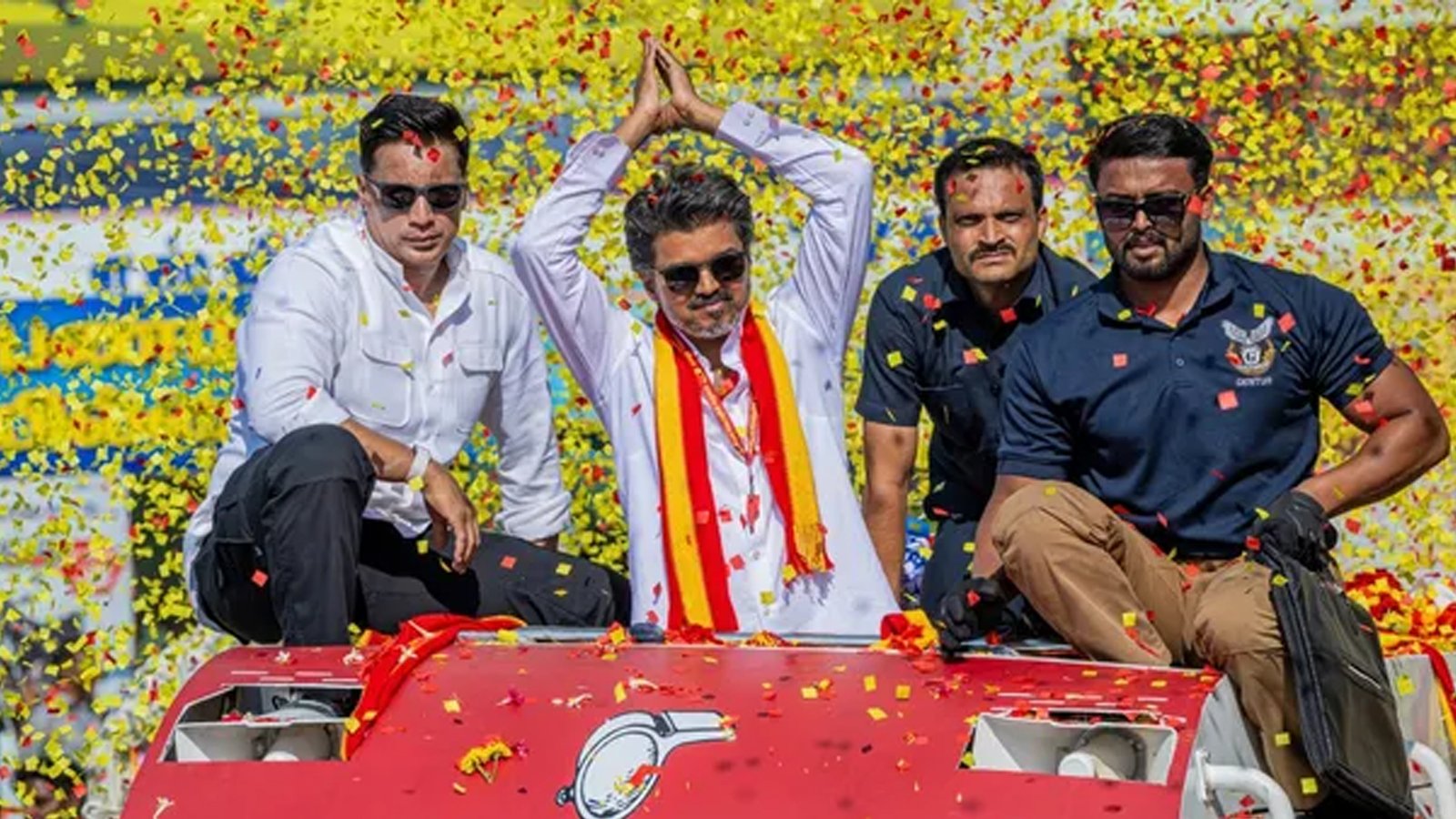 தேர்தல் பிரசாரத்தில் குழந்தைகளைப் பயன்படுத்தினாரா முதல்வர் விஜய்? இந்திய தேர்தல் ஆணையத்திற்குச் சென்னை உயர் நீதிமன்றம் நோட்டீஸ்!