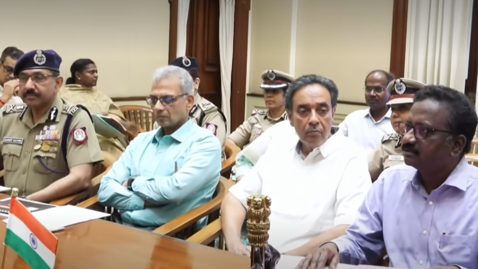 முதலமைச்சர் விஜய் அதிரடி உத்தரவு: கடுமையான குற்றங்களில் ஈடுபடுவோர் மீது துரித நடவடிக்கை; பாலியல் வழக்குகளில் கடுமையான தண்டனை கிடைக்க உத்தரவு!