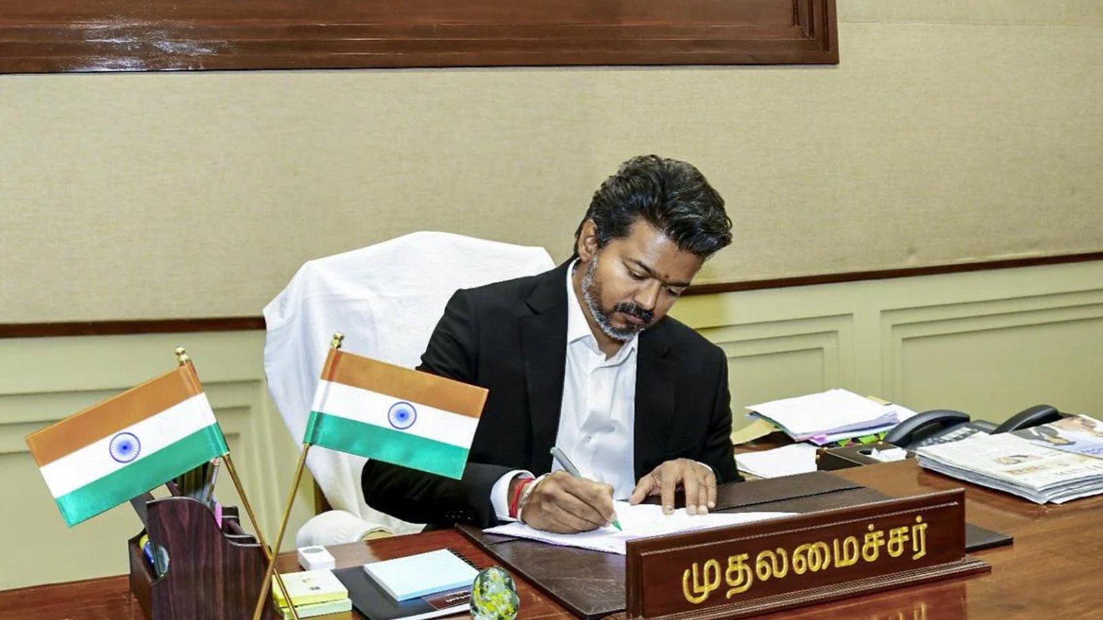 பெண்களின் பாதுகாப்பிற்கு 'மின்னல் வேக' கவசம்: சென்னையில் மே 27-ல் "சிங்கப்பெண் சிறப்பு அதிரடிப்படை" திட்டத்தைத் தொடங்கி வைக்கிறார் முதலமைச்சர் விஜய்!
