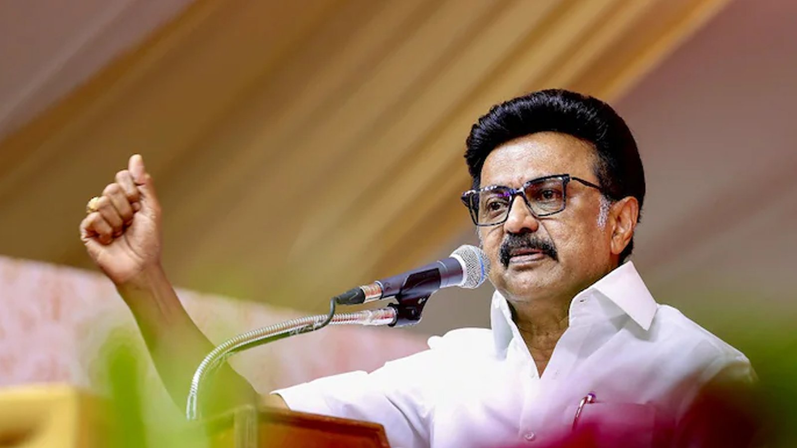 குடியரசுத் தலைவர் ஆட்சி வந்துவிடக் கூடாது என்பதற்காகவே தவெக அரசை ஆதரிக்கக் கூட்டணிக் கட்சியினரை வழியனுப்பி வைத்தேன்!" – மாற்றுக்கட்சியினர் இணையும் விழாவில் திமுக தலைவர் மு.க.ஸ்டாலின் அதிரடிப் பேச்சு!