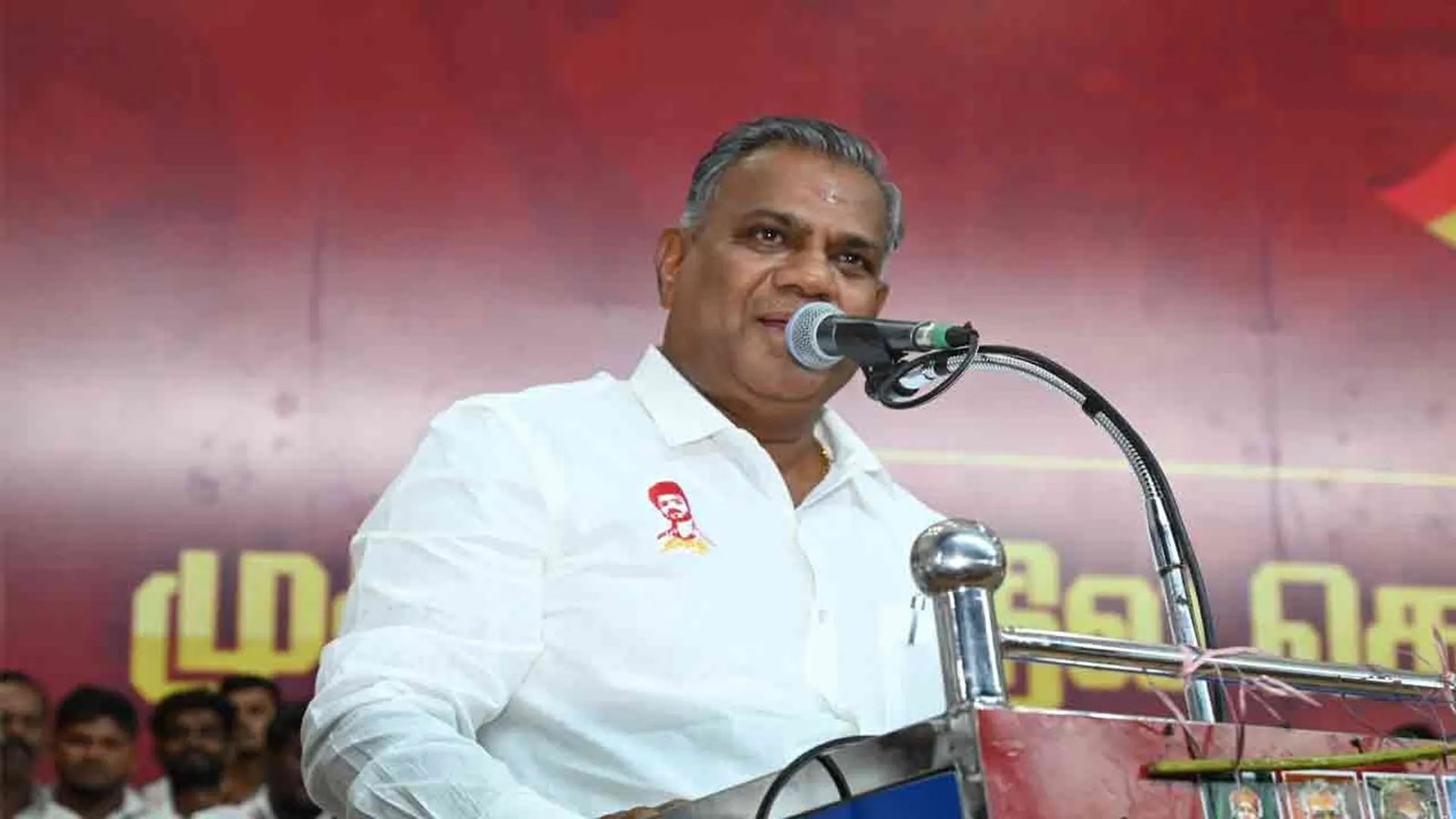 உங்கள் குடும்பத்தின் சுக துக்கங்களில் தவெக துணை நிற்கும்" - தொண்டர்களிடம் உருக்கமாகப் பேசிய அமைச்சர் என்.ஆனந்த்!