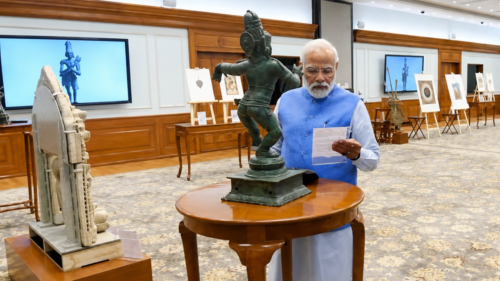 ஆஸ்திரேலியாவில் இருந்த சோழர் கால பொக்கிஷங்கள் இந்தியா திரும்புகின்றன..! மோடி முன்னிலையில் முக்கிய ஒப்பந்தம்!