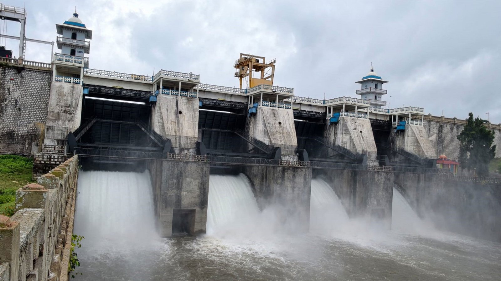 காவிரி நீர் விவகாரம்; சுப்ரீம் கோர்ட்டில் தமிழ்நாடு அரசு கூடுதல் மனு தாக்கல்