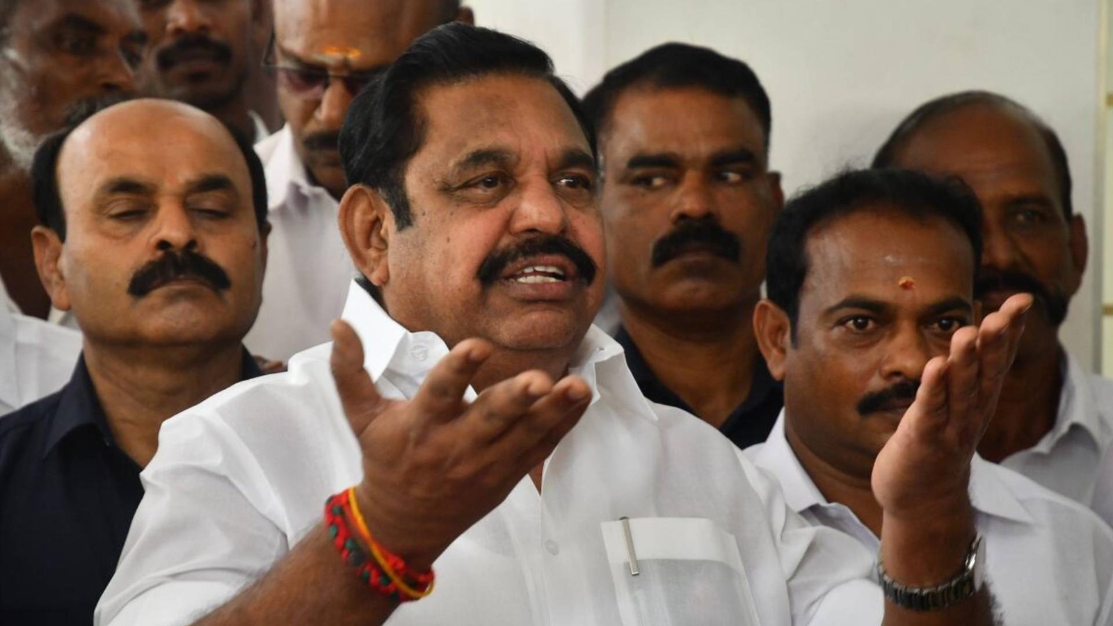 த.வெ.க. சட்டமன்ற உறுப்பினர்கள் எதற்காக கத்துகிறார்கள்? என்றே தெரியவில்லை: எடப்பாடி பழனிசாமி