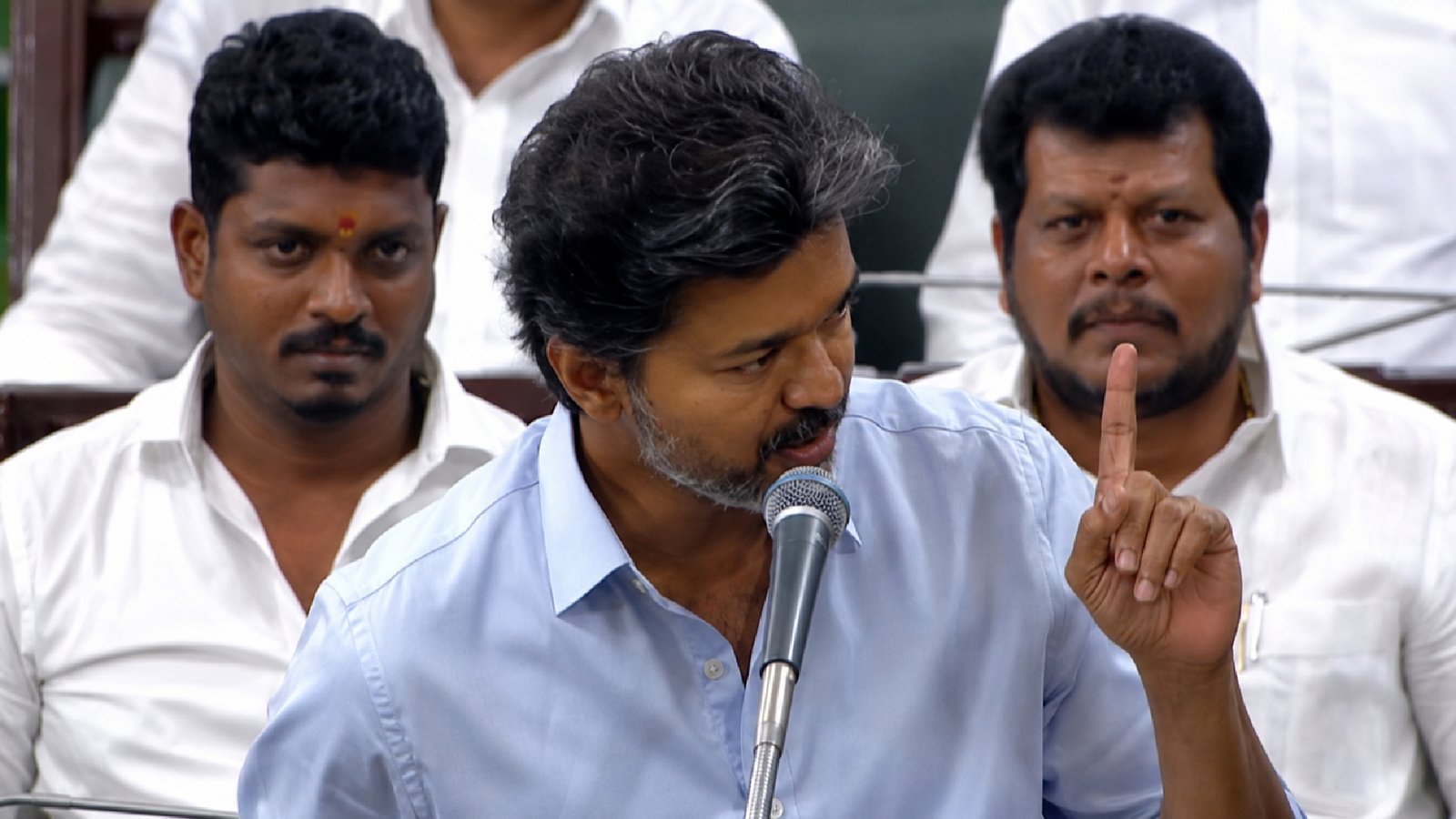 “யாரும் ஓடிவிடக்கூடாது” – சட்டப்பேரவையில் முதலமைச்சர் விஜய் அதிரடி பேச்சு