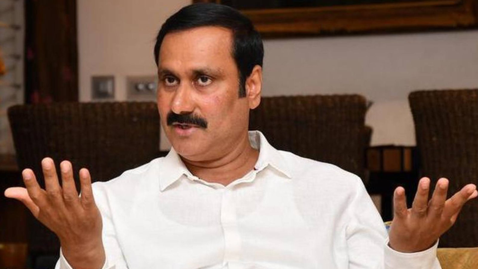 2 தொகுதி இடைத்தேர்தலில் யாருக்கு ஆதரவு? - அன்புமணி விளக்கம்!