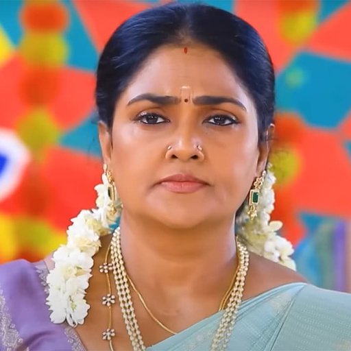 "என்னை வச்சு டெஸ்ட் பண்றாங்க!" - அக்கா ராதிகா மற்றும் அவர் மகளால் நேர்ந்த கொடுமை: நடிகை நிரோஷா ஜாலி பேட்டி!