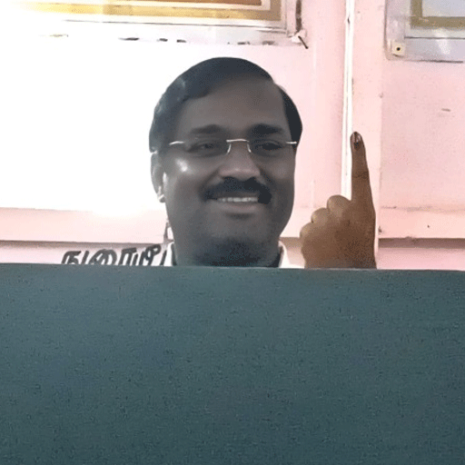 ஜனநாயகக் கடமையை ஆற்றினார் தமிழக வாழ்வுரிமை கட்சித் தலைவர் தி. வேல்முருகன்!