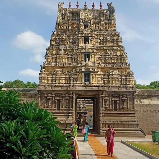 வேலூர் ஜலகண்டேஸ்வரர் கோயிலில் சித்திரைத் தேரோட்டம்: கோட்டை நகரில் பக்தி பரவசத்துடன் வடம் பிடித்த ஆயிரக்கணக்கான பக்தர்கள்!