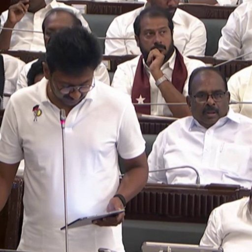 ரீல்ஸ் ஆட்சியாக இருந்துவிடக் கூடாது!" - தவெக அரசுக்கு ஆதரவு தெரிவித்து உதயநிதி ஸ்டாலின் வைத்த 'சுருக்' அனல் பேச்சு!