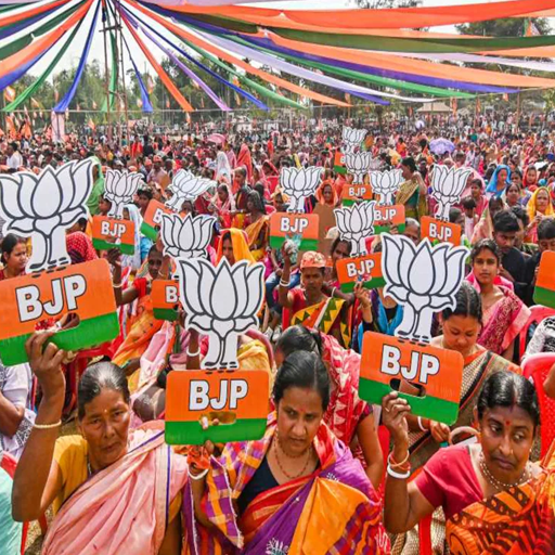மேற்கு வங்கத்தில் பெண்களுக்கு மாதம் ரூ.3000 மற்றும் இலவச பேருந்து பயணம்: ஜூன் 1 முதல் அமலுக்கு வரும் பாஜக அரசின் புதிய திட்டங்கள்!