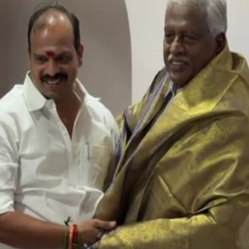 அதிமுகவில் அதிரடி திருப்பம்: எஸ்பி வேலுமணி முகாமில் இருந்து மீண்டும் இபிஎஸ் முகாமிற்கு திரும்பிய பண்ருட்டி எம்.எல்.ஏ. மோகன்!