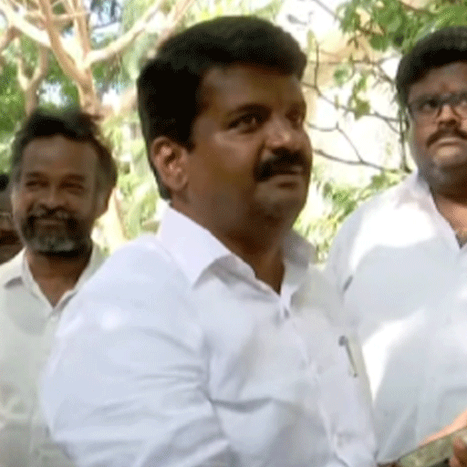 அதிமுகவில் அதிரடி திருப்பம்: தவெகவில் இணைகிறாரா சி.விஜயபாஸ்கர்? ஆதரவாளர்களுடன் அவசர ஆலோசனையால் பரபரப்பு!