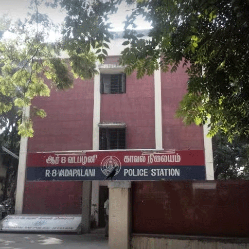 சென்னையில் அதிர்ச்சி: 11 வயது சிறுவனிடம் அத்துமீறிய வடபழனி தலைமை காவலர் வேலப்பன் அதிரடி கைது!