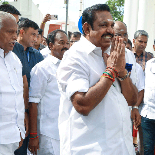 சென்னையில் பரபரப்பு: 15 ஆண்டுகால அரசு இல்லத்தை முழுமையாகக் காலி செய்தார் இபிஎஸ்! ராயப்பேட்டை புதிய வீட்டில் குடியேறினார் எடப்பாடி பழனிசாமி!