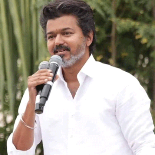 "திமுக தோல்விக்கு வெளியே காரணம் தேடாதீர்கள், உங்கள் வீட்டிற்குள்ளேயே தேடுங்கள்!" – திருச்சியில் முதலமைச்சர் விஜய் அதிரடி முழக்கம்! ஸ்டாலினுக்குப் பளீச் பதிலடி!