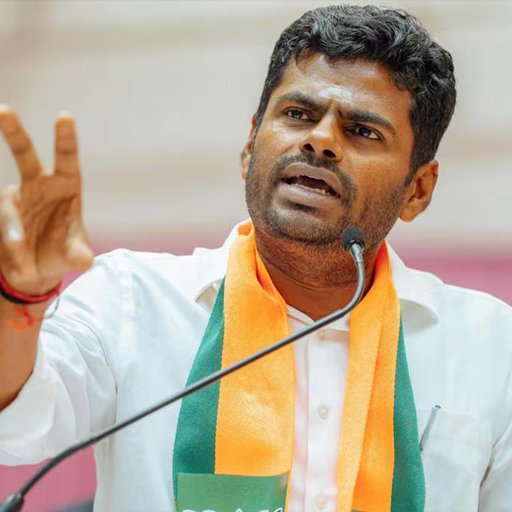 அண்ணாமலையின் புதிய பாய்ச்சல்: 'We The Leader' அமைப்பில் இணைய அழைப்பு விடுத்த ஒன்றரை மணி நேரத்தில் 2 லட்சத்திற்கும் மேற்பட்டோர் ஆன்லைனில் குவிந்தனர்!