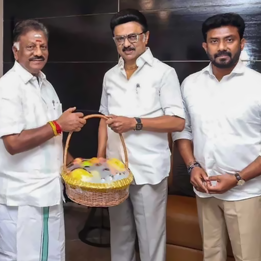 எம்.எல்.ஏ. பதவியை ராஜினாமா செய்து தவெகவில் இணையப் போகிறேனா? – வதந்திக்கு முற்றுப்புள்ளி வைத்த ஓ.பன்னீர்செல்வம்!