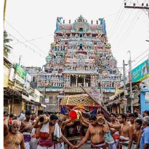 தமிழகம் முழுவதும் ஆடிப்பெருக்கு கொண்டாட்டம்; மகிழ்ச்சியுடன் வழிபட்ட பொதுமக்கள்