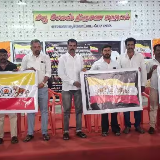 மவுனம் காக்கும் அஜித்..! புதிய அரசியல் கட்சிகளை தொடங்கி வரும் ரசிகர்கள்!