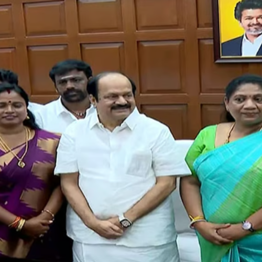 மதுராந்தகம், தாராபுரம் எம்.எல்.ஏ.க்கள் பதவியேற்பு! சட்டமன்றத்தில் தவெகவின் பலம் 109 ஆக உயர்வு!